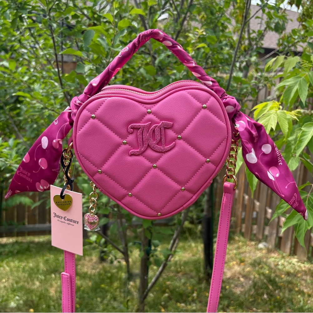 🍒RARE💖 Juicy Couture Pink Raspberry Cherry Heart Bag